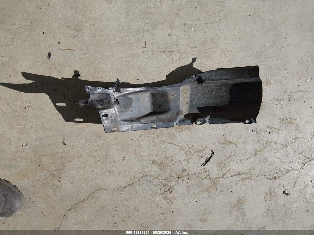 1FMCU9EG2BKB98739 2011 FORD ESCAPE photo no. 12