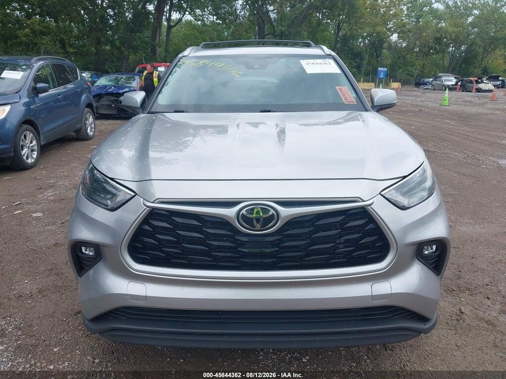 5TDGZRBH4NS228504 2022 TOYOTA HIGHLANDER photo no. 12