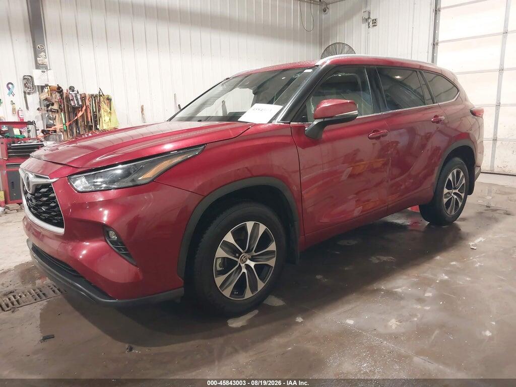 5TDGZRBH8NS188458 2022 TOYOTA HIGHLANDER photo no. 2
