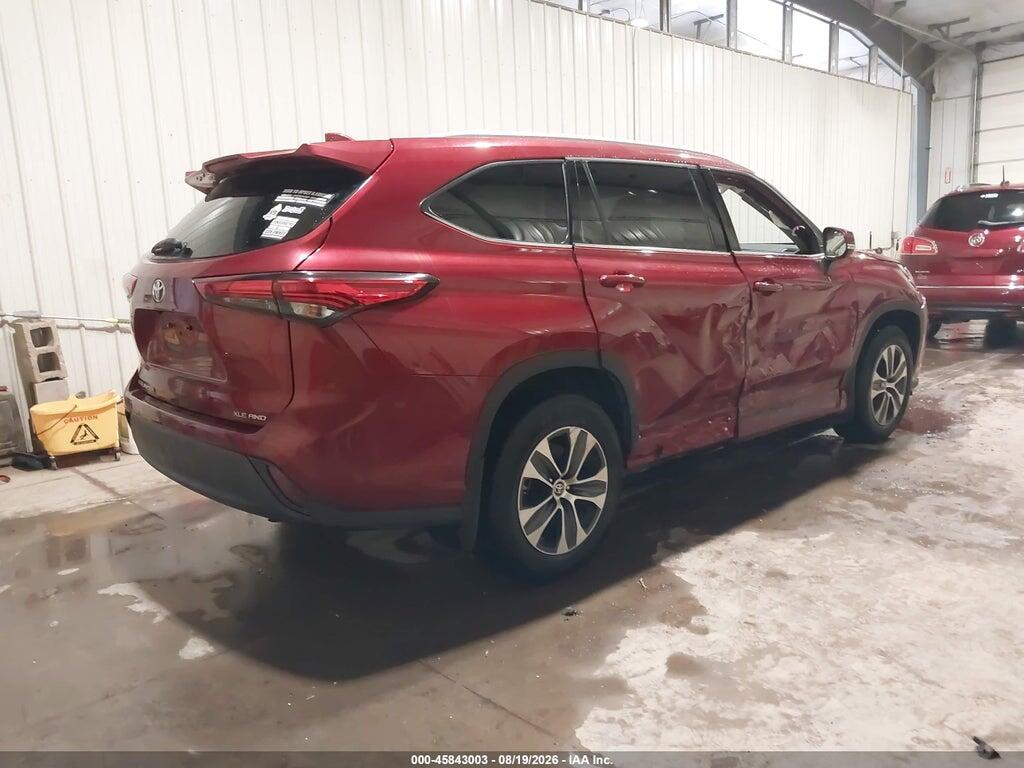 5TDGZRBH8NS188458 2022 TOYOTA HIGHLANDER photo no. 4