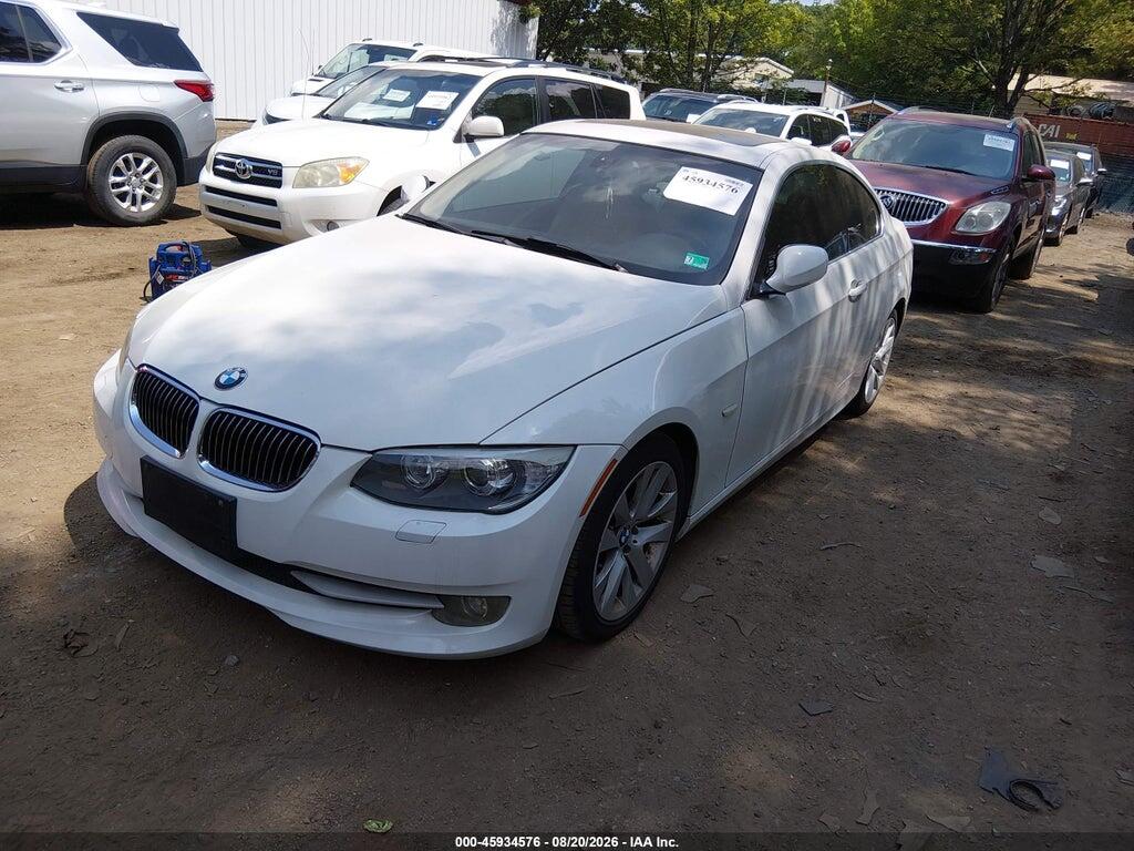 WBAKE5C52CJ106699 2012 BMW 328I photo no. 2