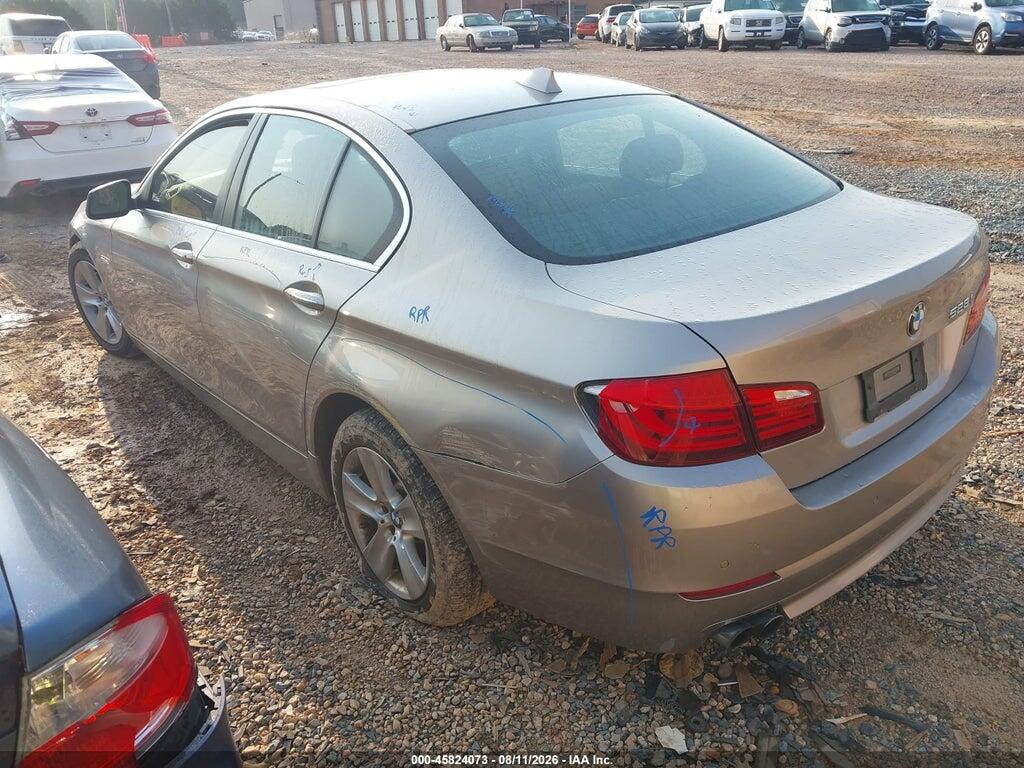 WBAXG5C50CDX04871 2012 BMW 528I photo no. 3