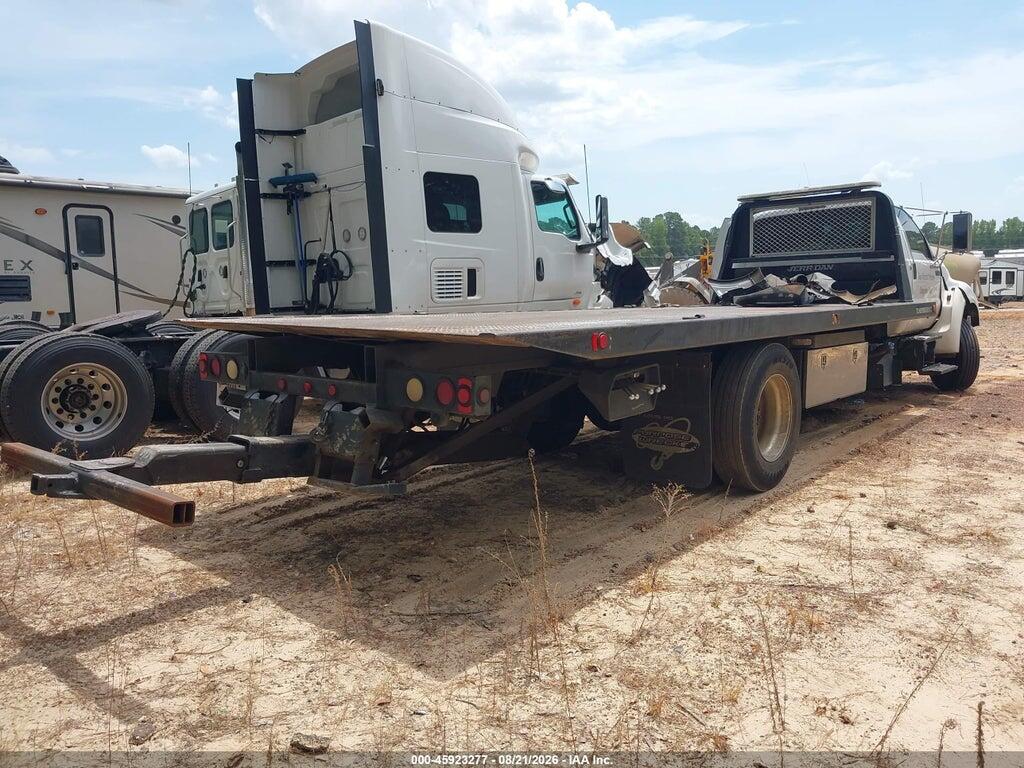 3FRWF7FE6BV126963 2011 FORD F-750 photo no. 4