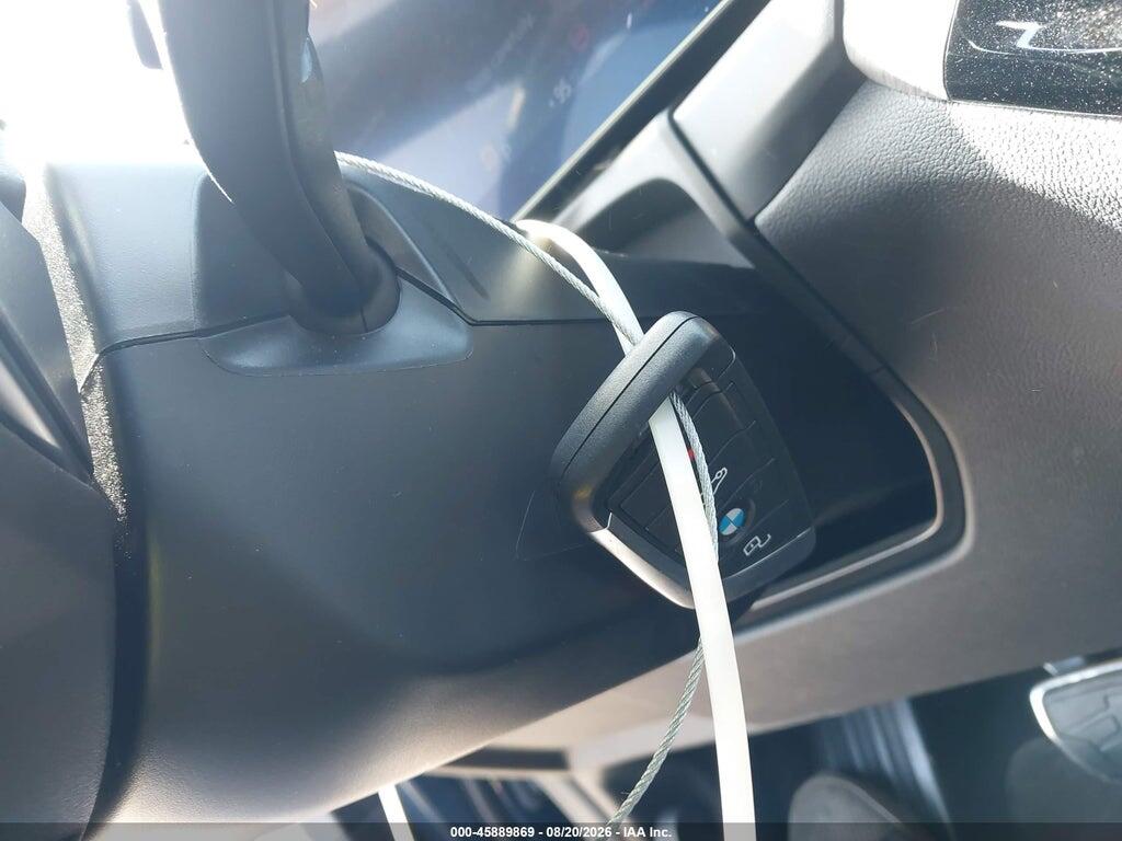 3MW69CW07S8F11624 2025 BMW 330I photo no. 10