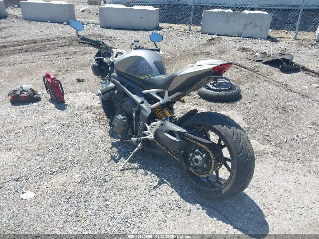 SMTP01ST5NTAG4682 2022 TRIUMPH MOTORCYCLE SPEED TRIPLE photo no. 3