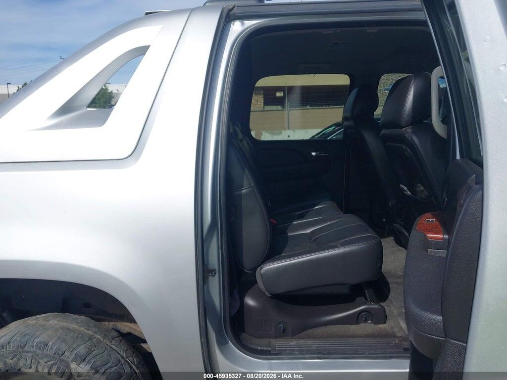3GNTKFE78CG226536 2012 CHEVROLET AVALANCHE photo no. 8