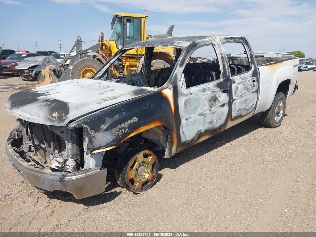 1GT121C89BF194002 2011 GMC SIERRA 2500HD photo no. 6
