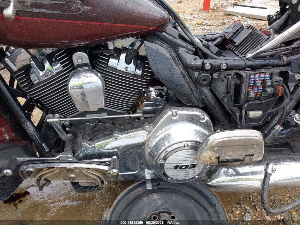 1HD1KEM17BB668091 2011 HARLEY-DAVIDSON FLHTK photo no. 9