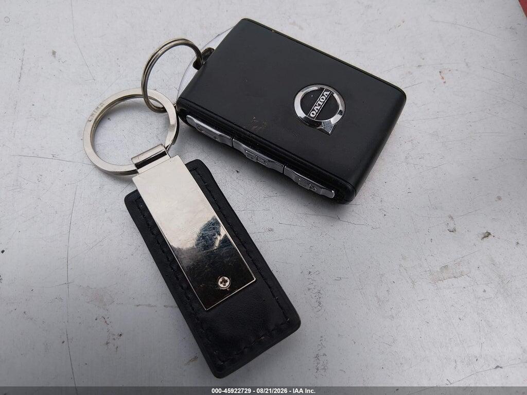 7JRL12TZ0NG174215 2022 VOLVO S60 photo no. 11