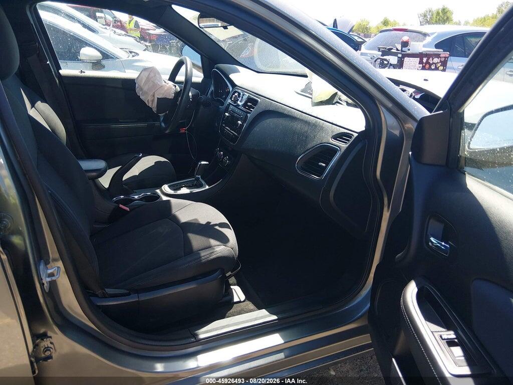 1C3CCBAB6CN291633 2012 CHRYSLER 200 photo no. 5