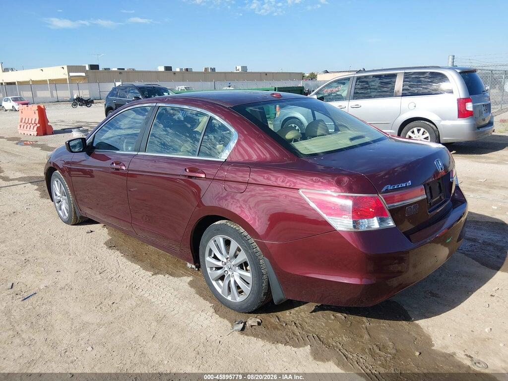 1HGCP2F84BA098899 2011 HONDA ACCORD photo no. 3