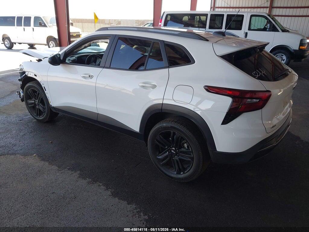 KL77LKEP0SC060334 2025 CHEVROLET TRAX photo no. 3
