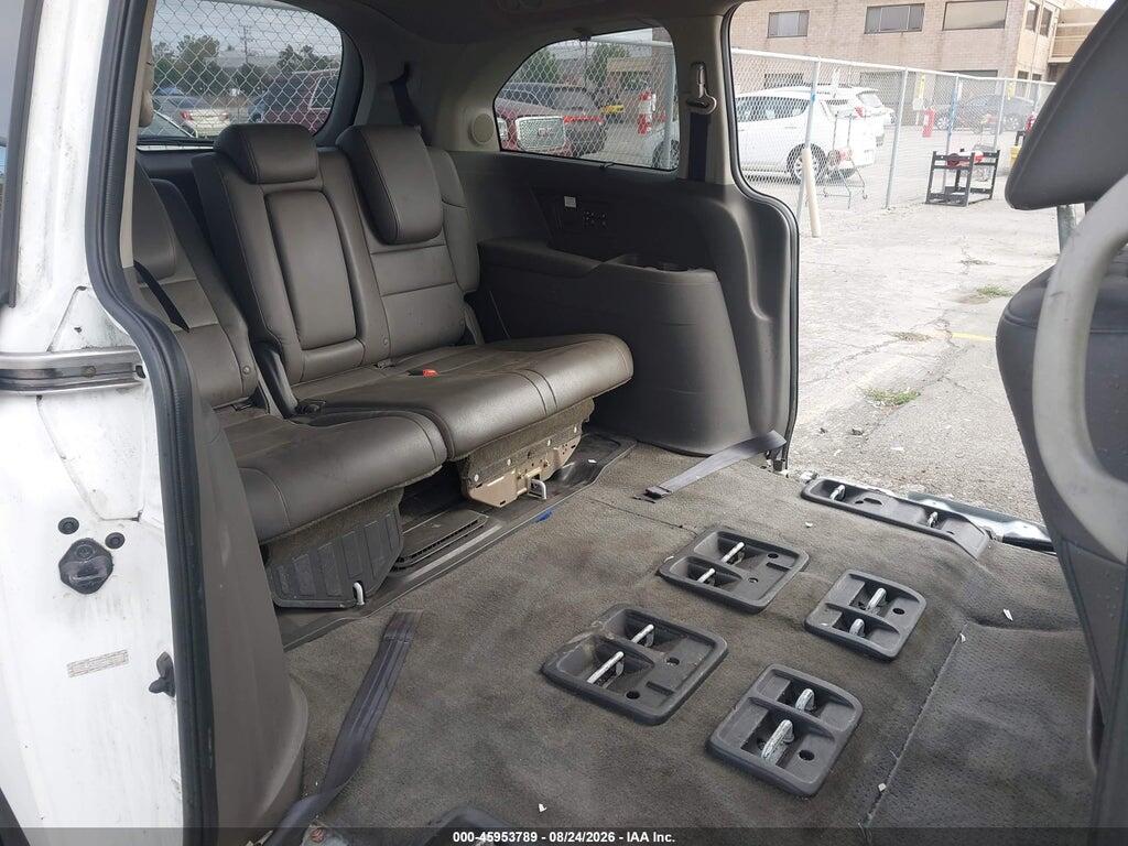 5FNRL5H96BB072985 2011 HONDA ODYSSEY photo no. 8