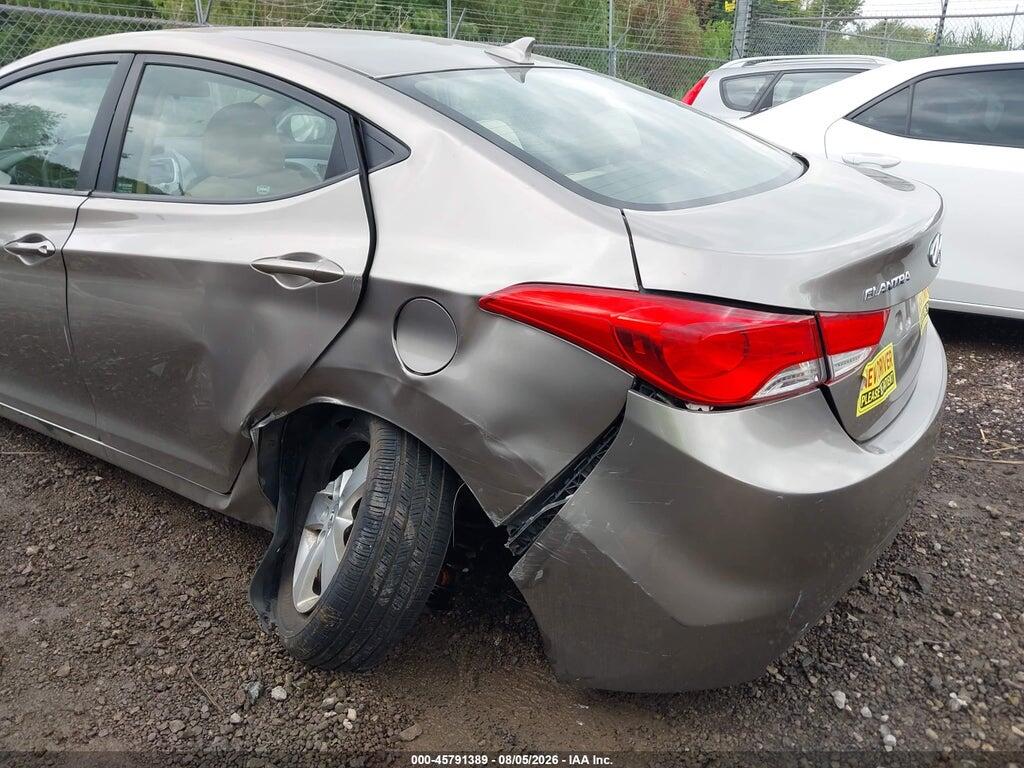5NPDH4AEXBH008978 2011 HYUNDAI ELANTRA photo no. 6