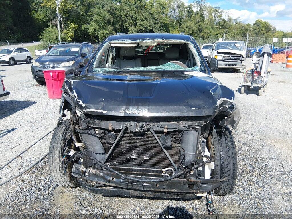 1J4RR4GG0BC581373 2011 JEEP GRAND CHEROKEE photo no. 6