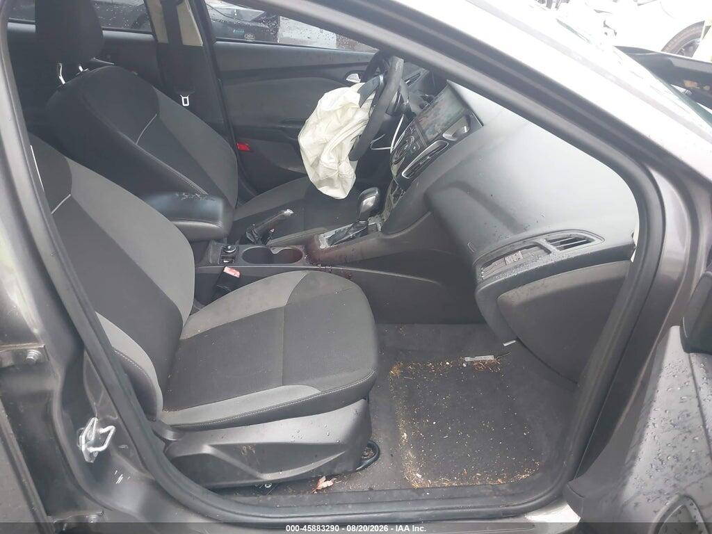 1FAHP3F29CL219668 2012 FORD FOCUS photo no. 5