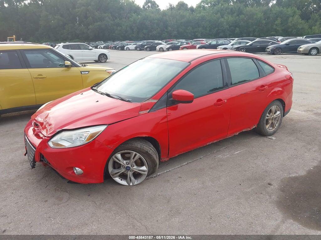 1FAHP3F2XCL301585 2012 FORD FOCUS photo no. 2