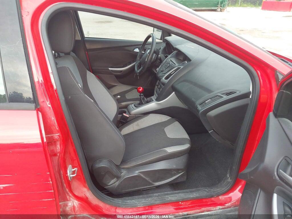 1FAHP3F2XCL301585 2012 FORD FOCUS photo no. 5