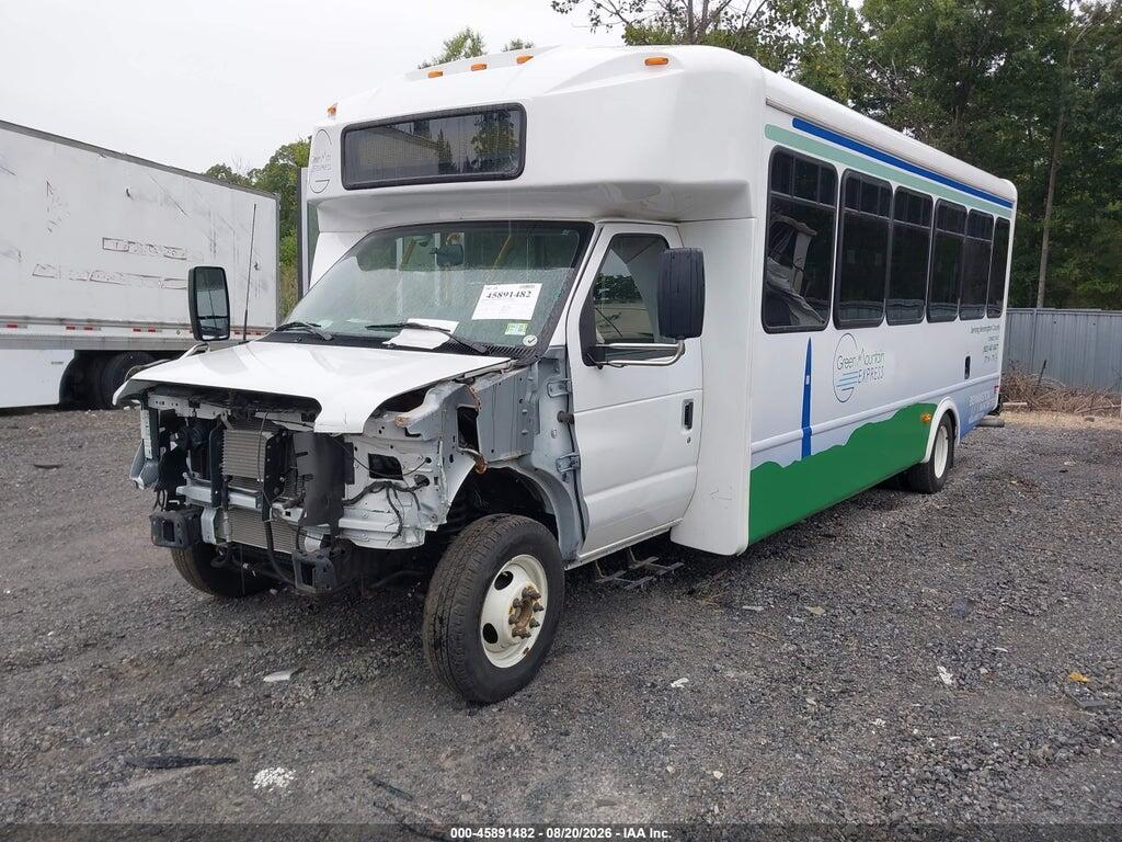1FDFE4FN6SDD31565 2025 FORD E-450 CUTAWAY photo no. 2
