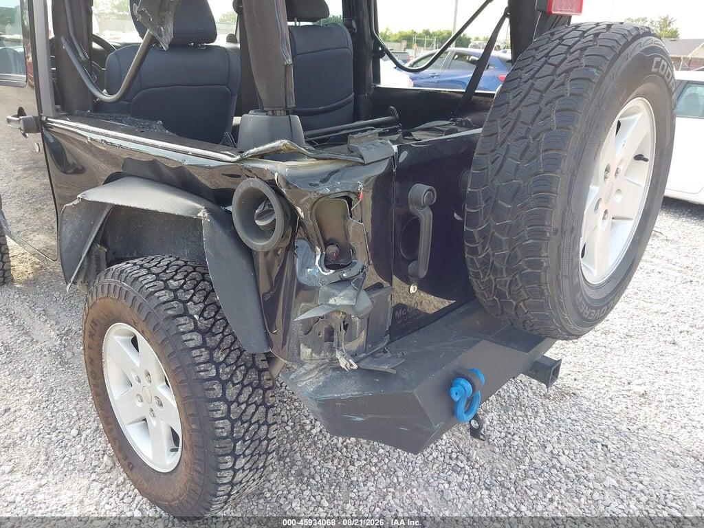 1J4AA2D16BL526709 2011 JEEP WRANGLER photo no. 6