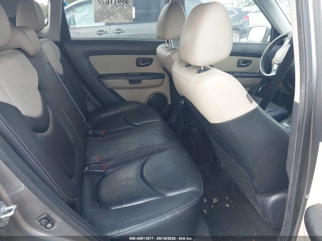 KNDJT2A24B7281561 2011 KIA SOUL photo no. 8