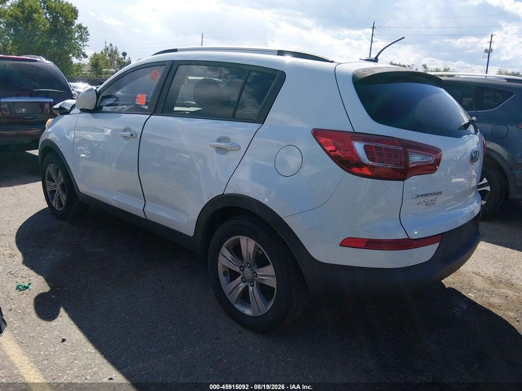 KNDPB3A24B7031742 2011 KIA SPORTAGE photo no. 3