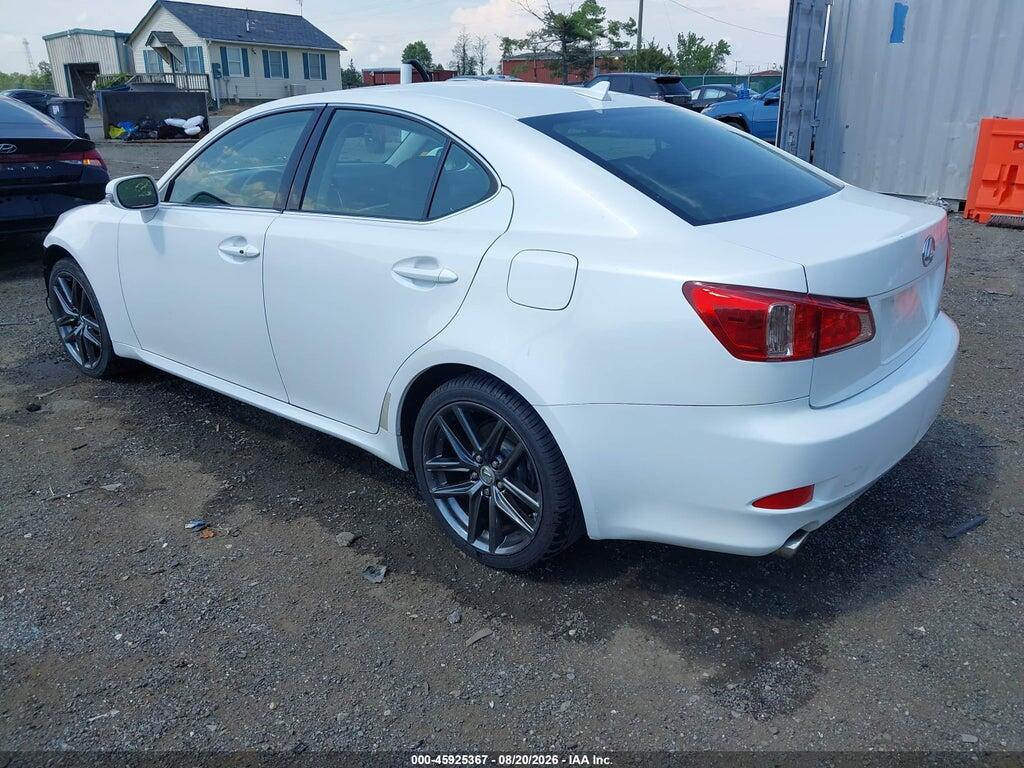 JTHCF5C28B5050509 2011 LEXUS IS 250 photo no. 3