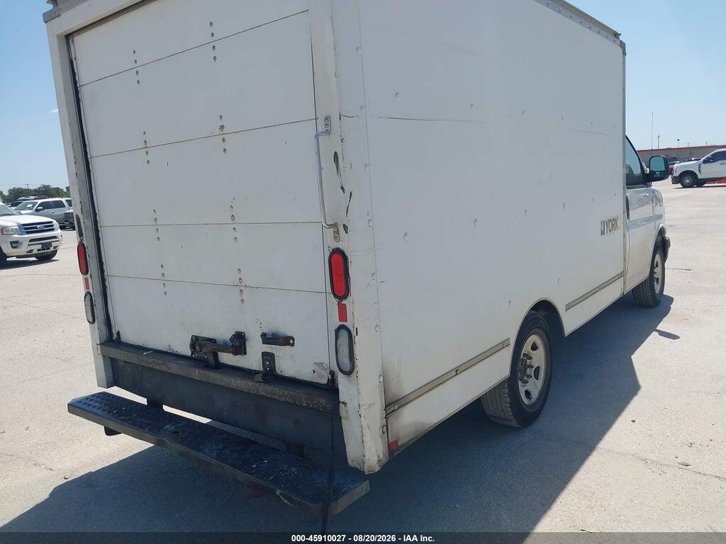 1GDY72CA5C1907769 2012 GMC SAVANA CUTAWAY photo no. 4
