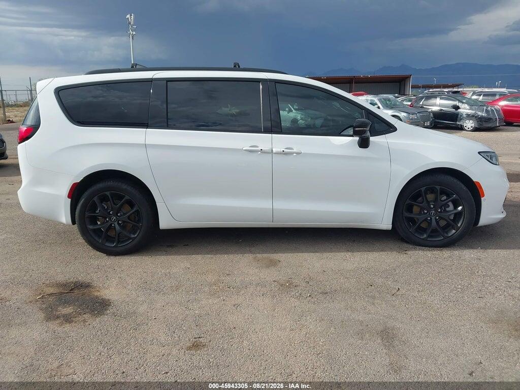 2C4RC3GG4TR165644 2026 CHRYSLER PACIFICA photo no. 12
