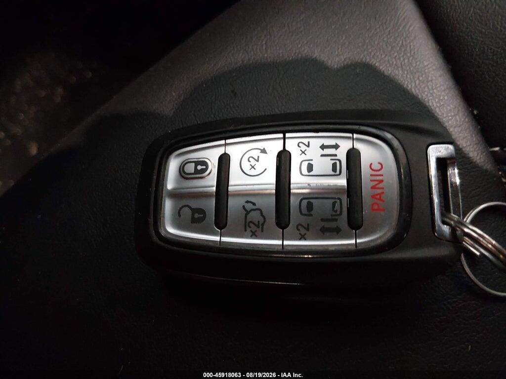 2C4RC1BG1TR169243 2026 CHRYSLER PACIFICA photo no. 11