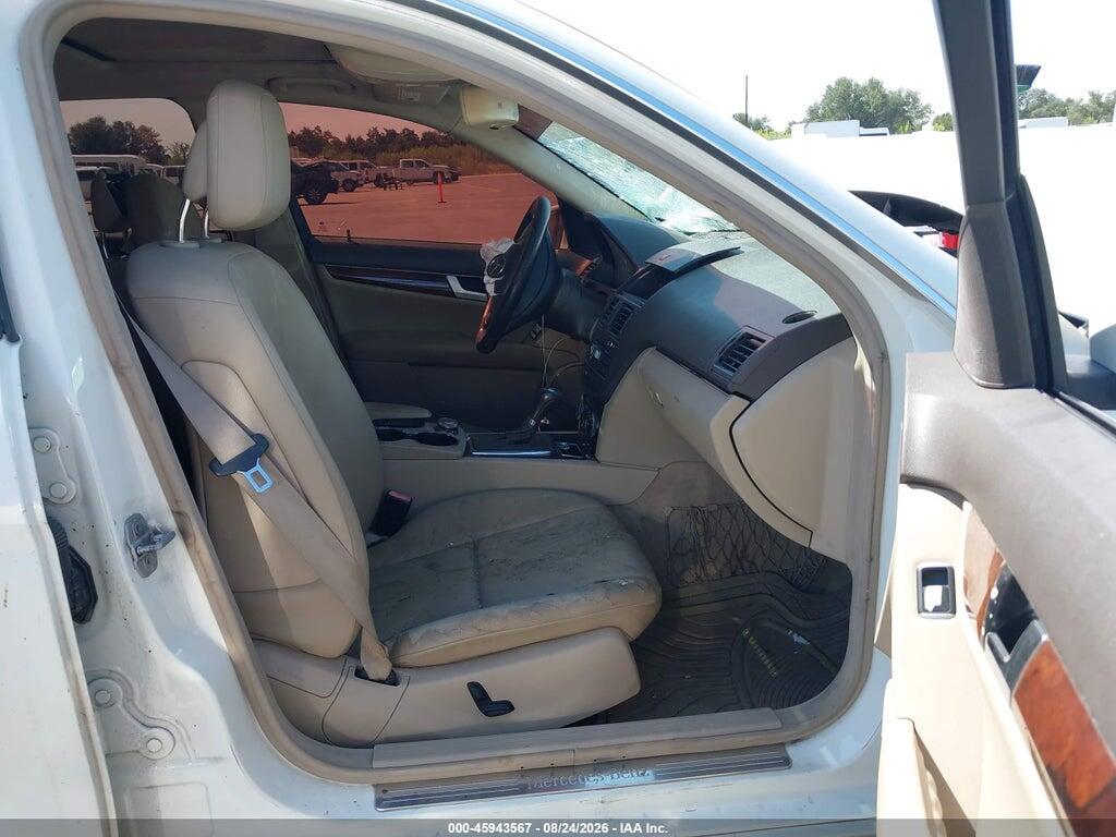 WDDGF5EB0BR167175 2011 MERCEDES-BENZ C 300 photo no. 5