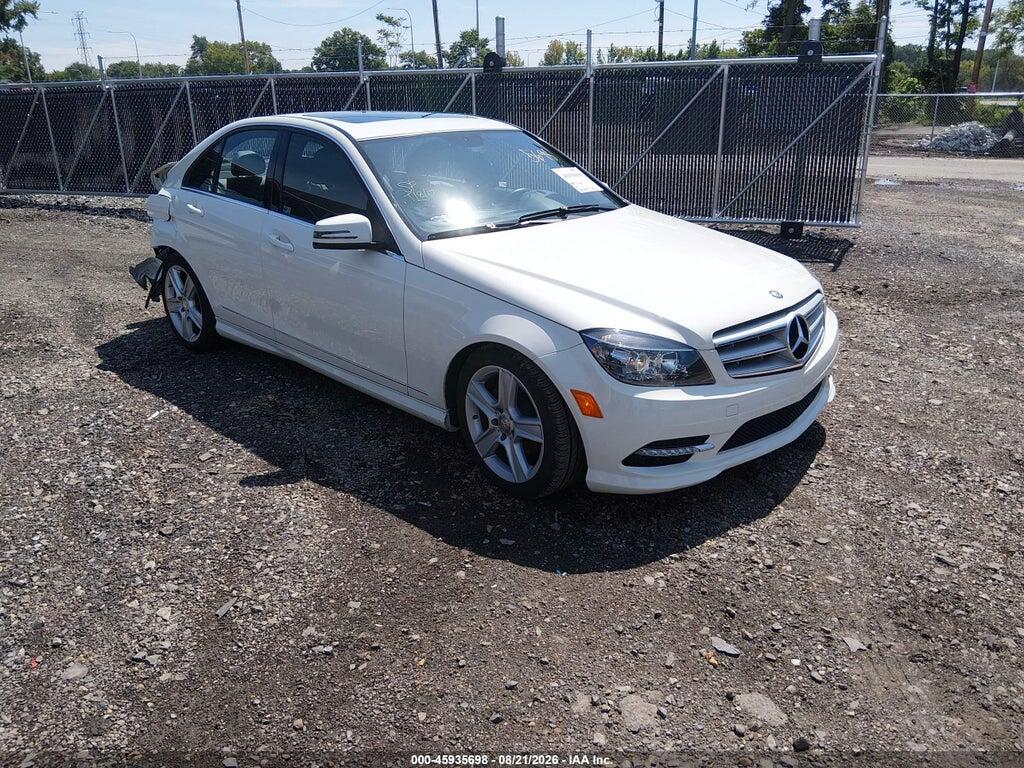 2011 MERCEDES-BENZ C 300 WDDGF8BB7BR150704