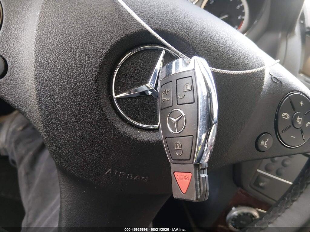 WDDGF8BB7BR150704 2011 MERCEDES-BENZ C 300 photo no. 11