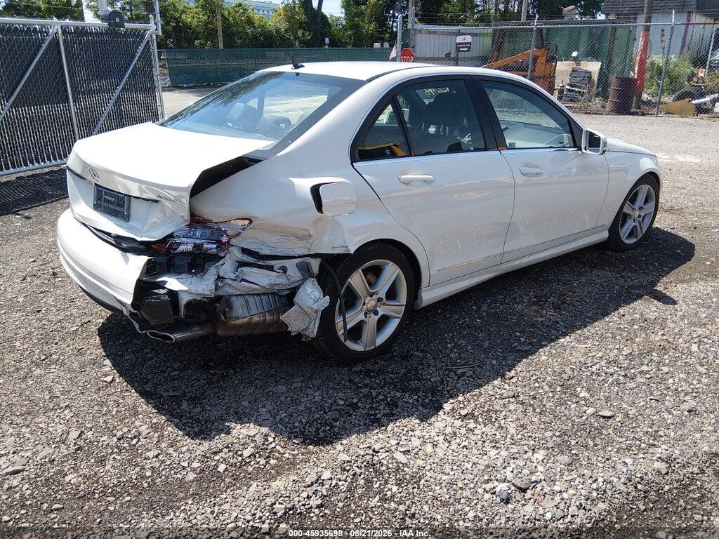 WDDGF8BB7BR150704 2011 MERCEDES-BENZ C 300 photo no. 4