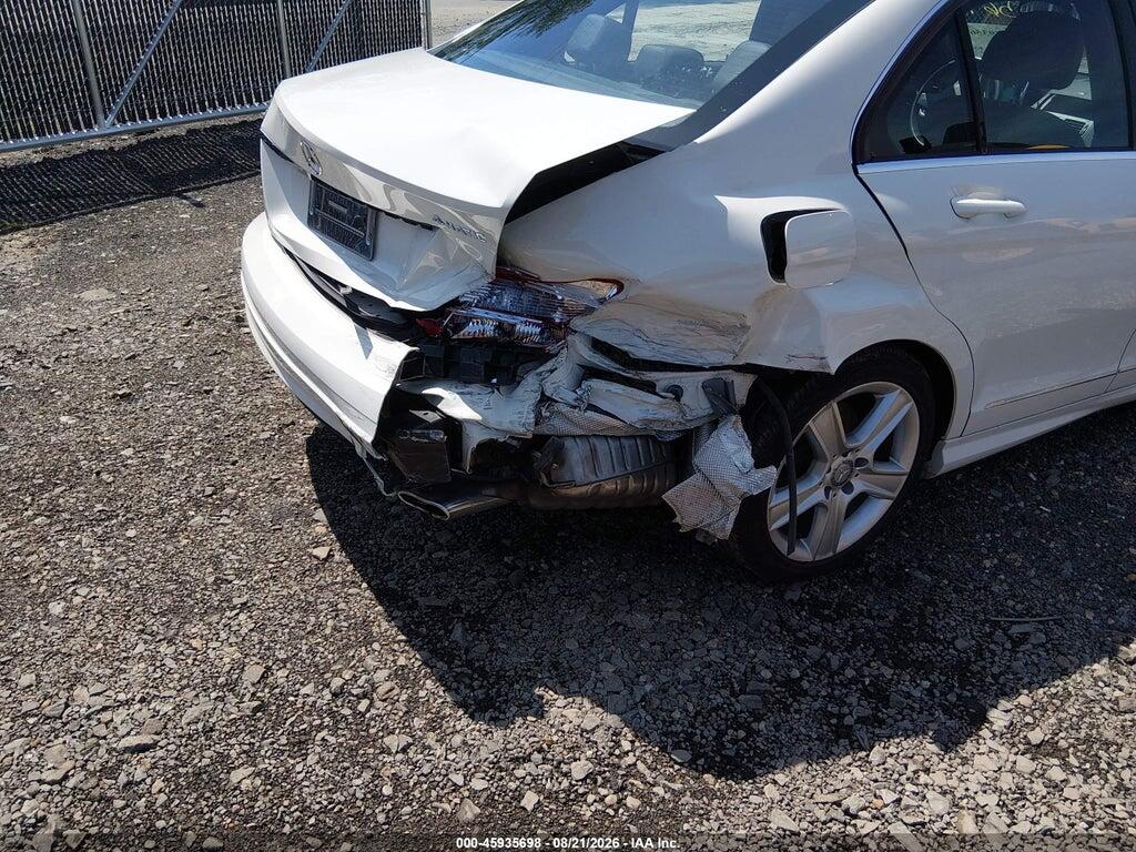 WDDGF8BB7BR150704 2011 MERCEDES-BENZ C 300 photo no. 6