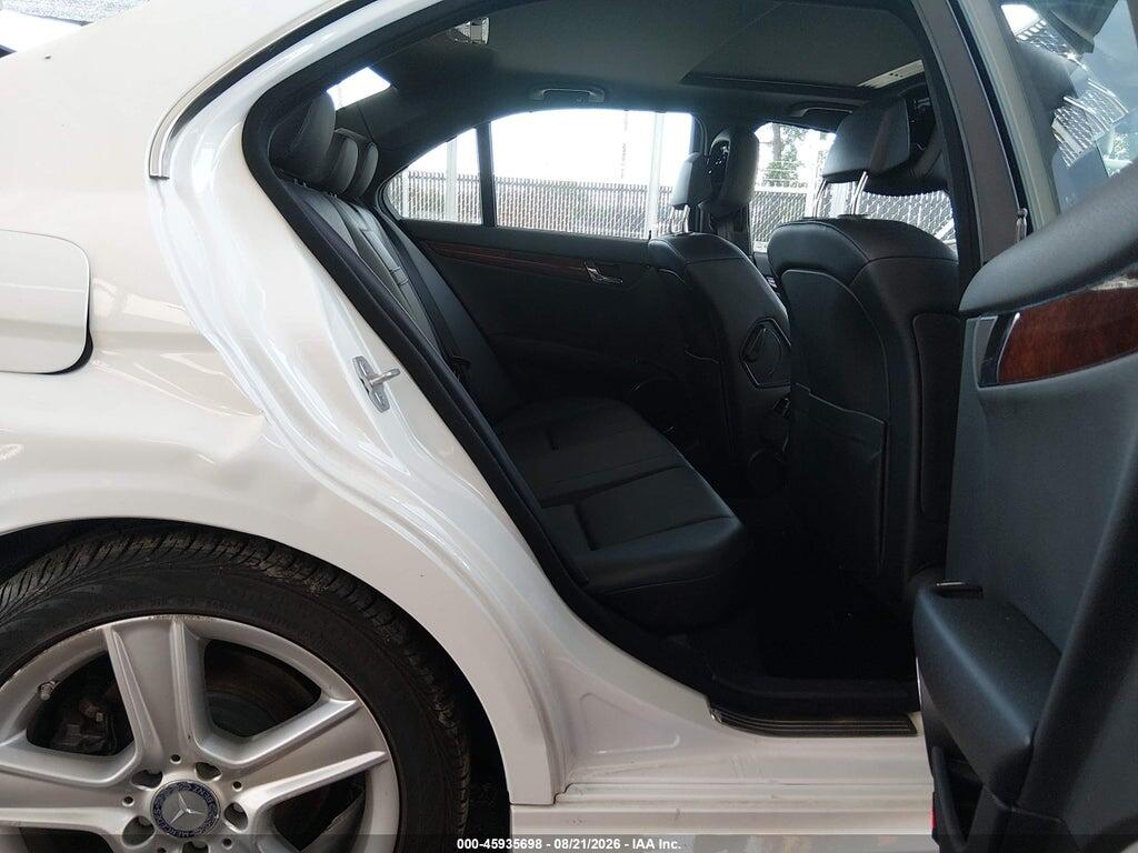 WDDGF8BB7BR150704 2011 MERCEDES-BENZ C 300 photo no. 8