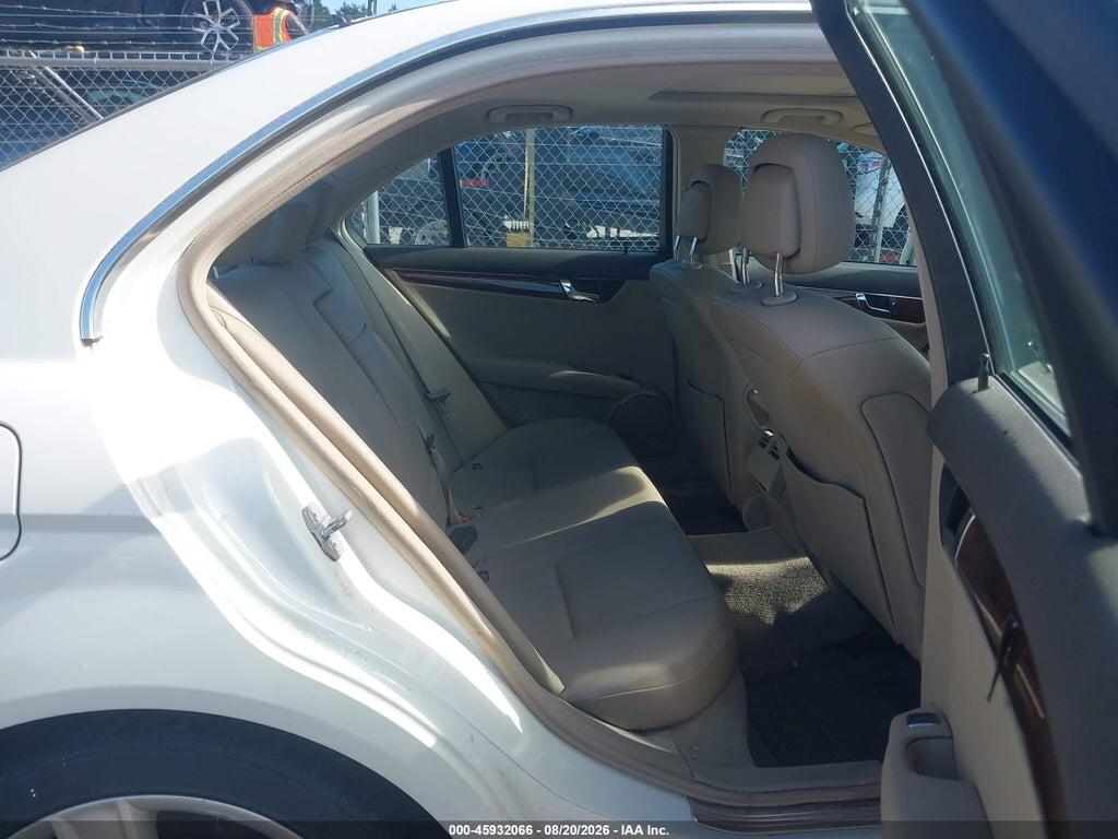 WDDGF8BB7BR148337 2011 MERCEDES-BENZ C 300 photo no. 8