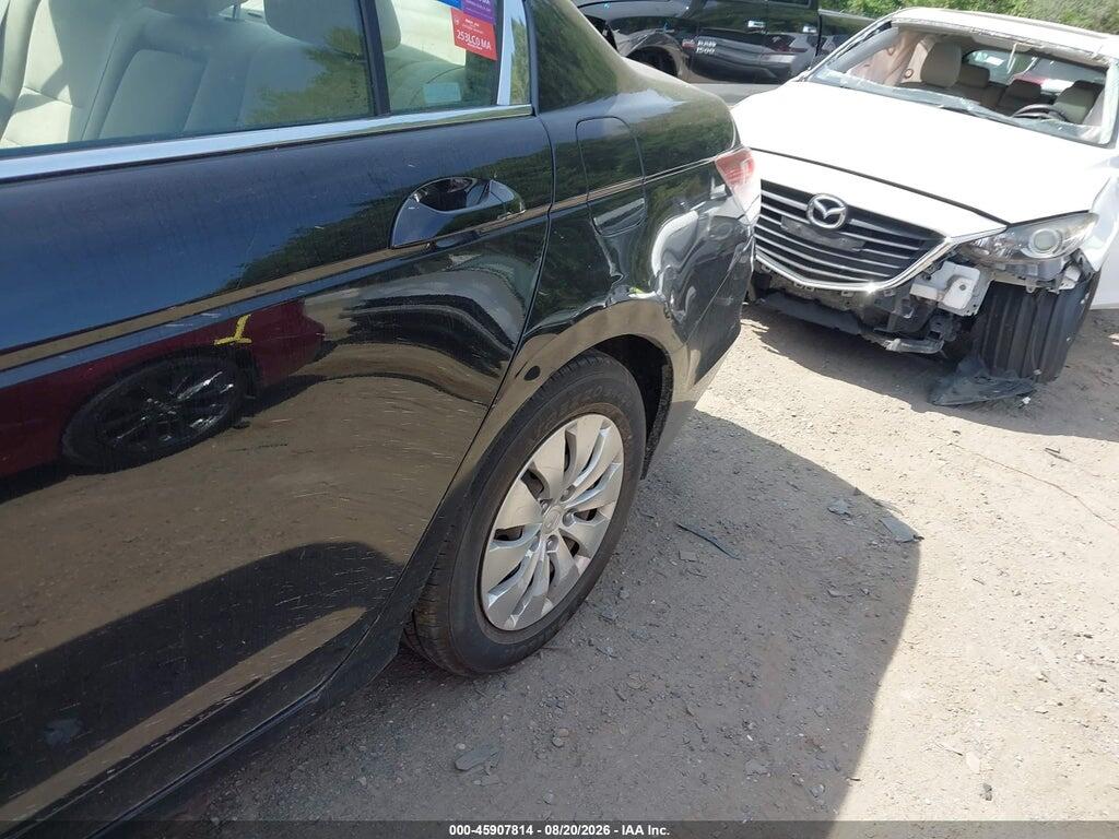 1HGCP2F34CA167015 2012 HONDA ACCORD SDN photo no. 6