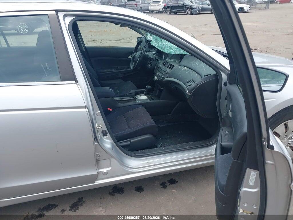 1HGCP2F33CA180211 2012 HONDA ACCORD SDN photo no. 5