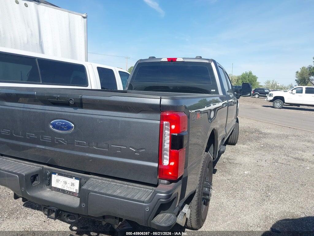 1FT8W3BM4TED87209 2026 FORD F-350 photo no. 4