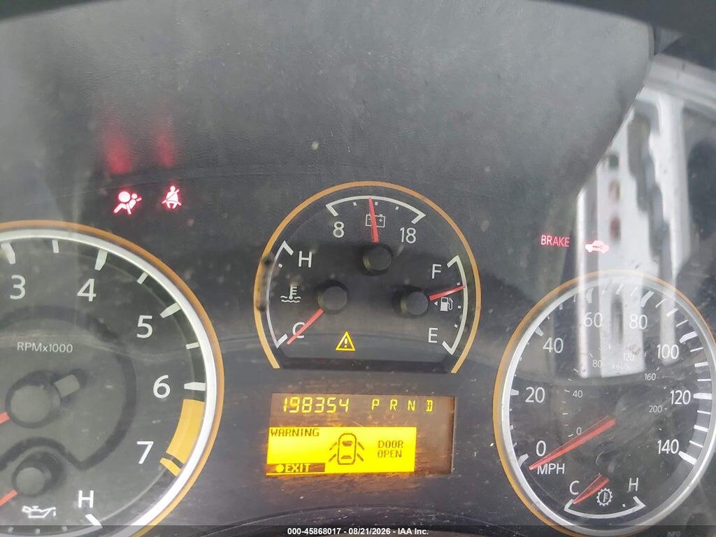 1N6BA0EC7BN314935 2011 NISSAN TITAN photo no. 7