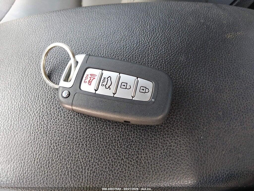5NPDH4AE3CH149585 2012 HYUNDAI ELANTRA photo no. 11