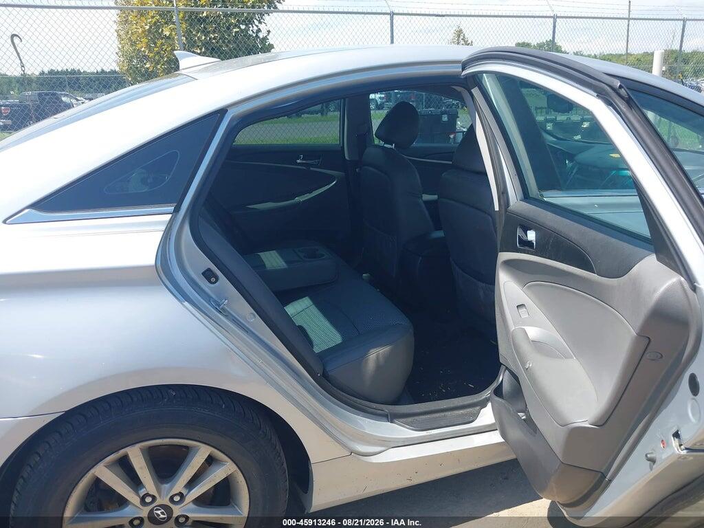5NPEC4AC8CH347788 2012 HYUNDAI SONATA photo no. 8