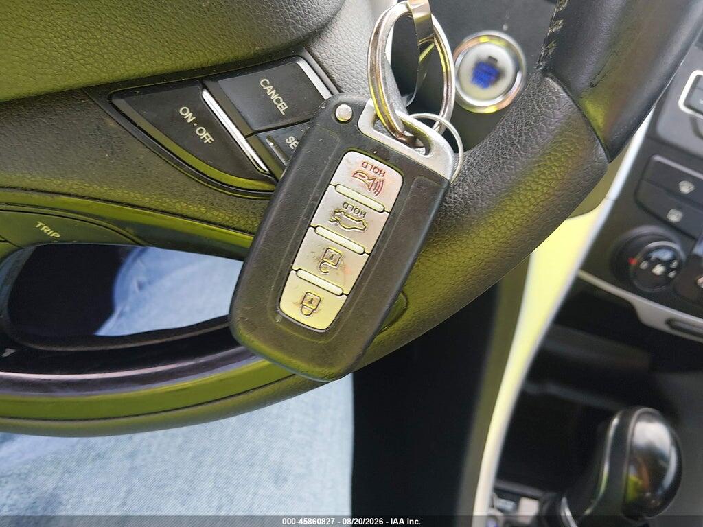 5NPEC4AC9CH491639 2012 HYUNDAI SONATA photo no. 11