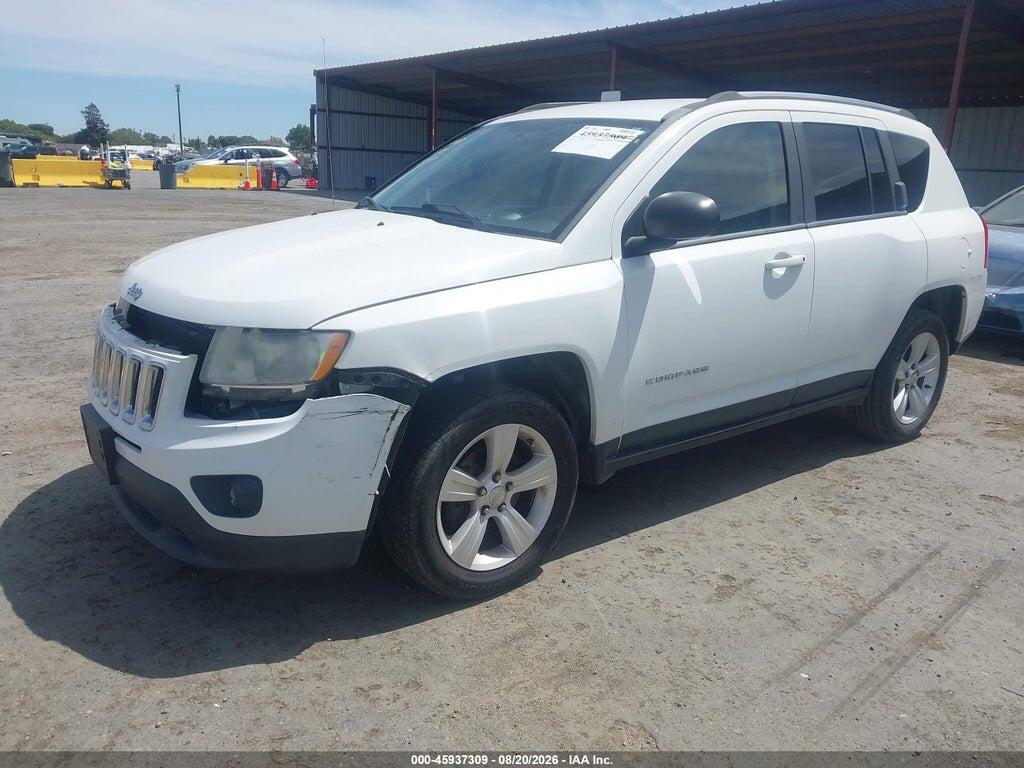 1C4NJCBA4CD557498 2012 JEEP COMPASS photo no. 2