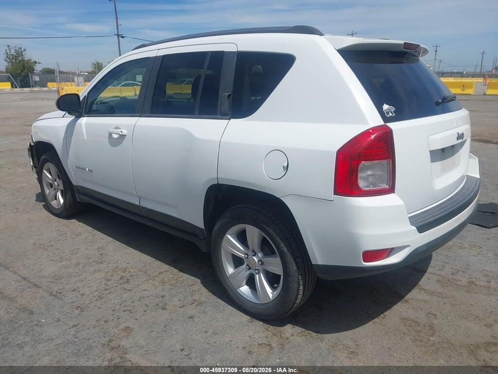 1C4NJCBA4CD557498 2012 JEEP COMPASS photo no. 3