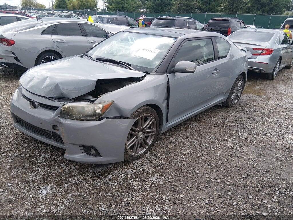 JTKJF5C75B3010302 2011 SCION TC photo no. 2