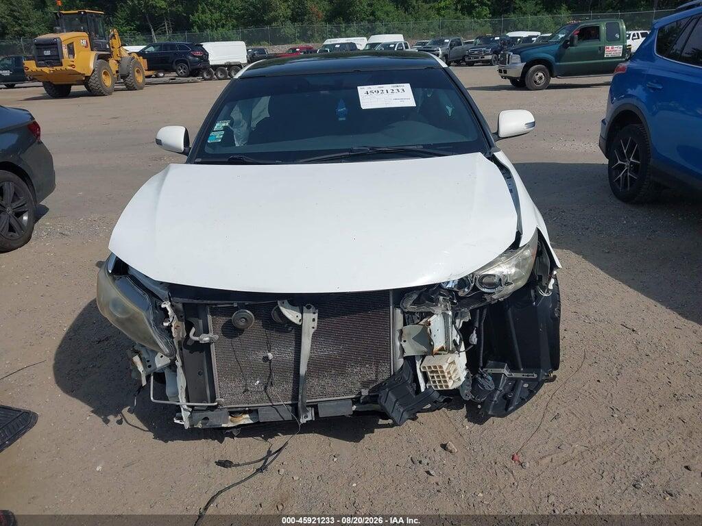 JTKJF5C79B3003966 2011 SCION TC photo no. 6