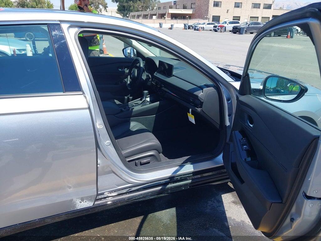 1HGCY2F82TA010401 2026 HONDA ACCORD HYBRID photo no. 5
