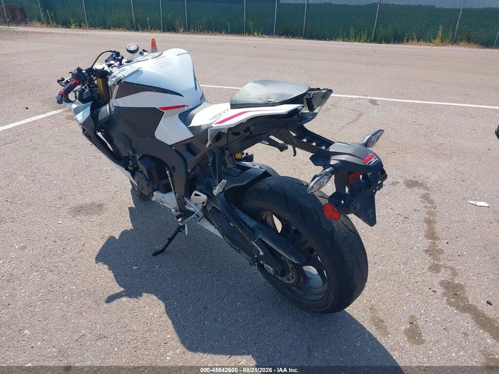 JH2SC771XTK900203 2026 HONDA CBR1000 photo no. 3